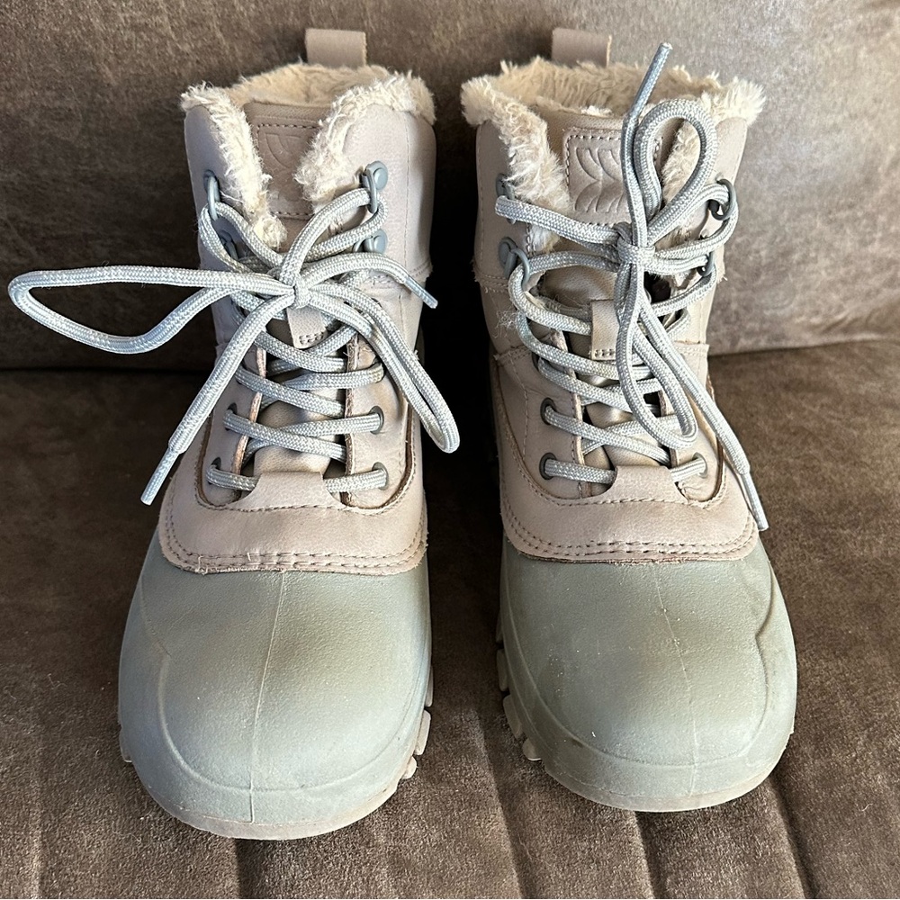 Girls winter boots